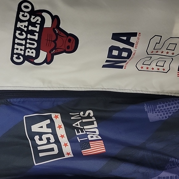 Chicago bull bomber 🐃 - Picture 4 of 8